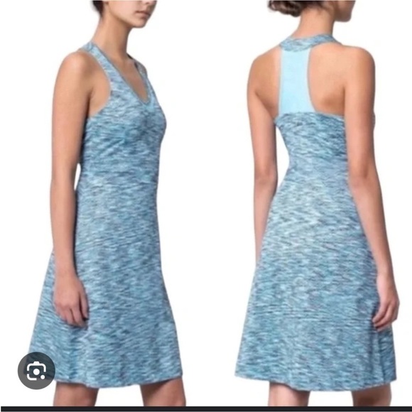 Mondetta Dresses & Skirts - MONDETTA active sports dress green blue built in bra racerback travel size large